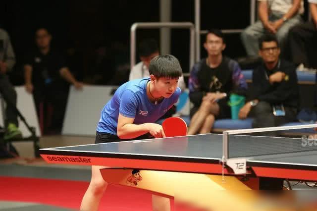 赛场无奈 赛场无奈