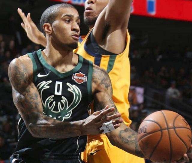 浓眉受伤 浓眉受伤